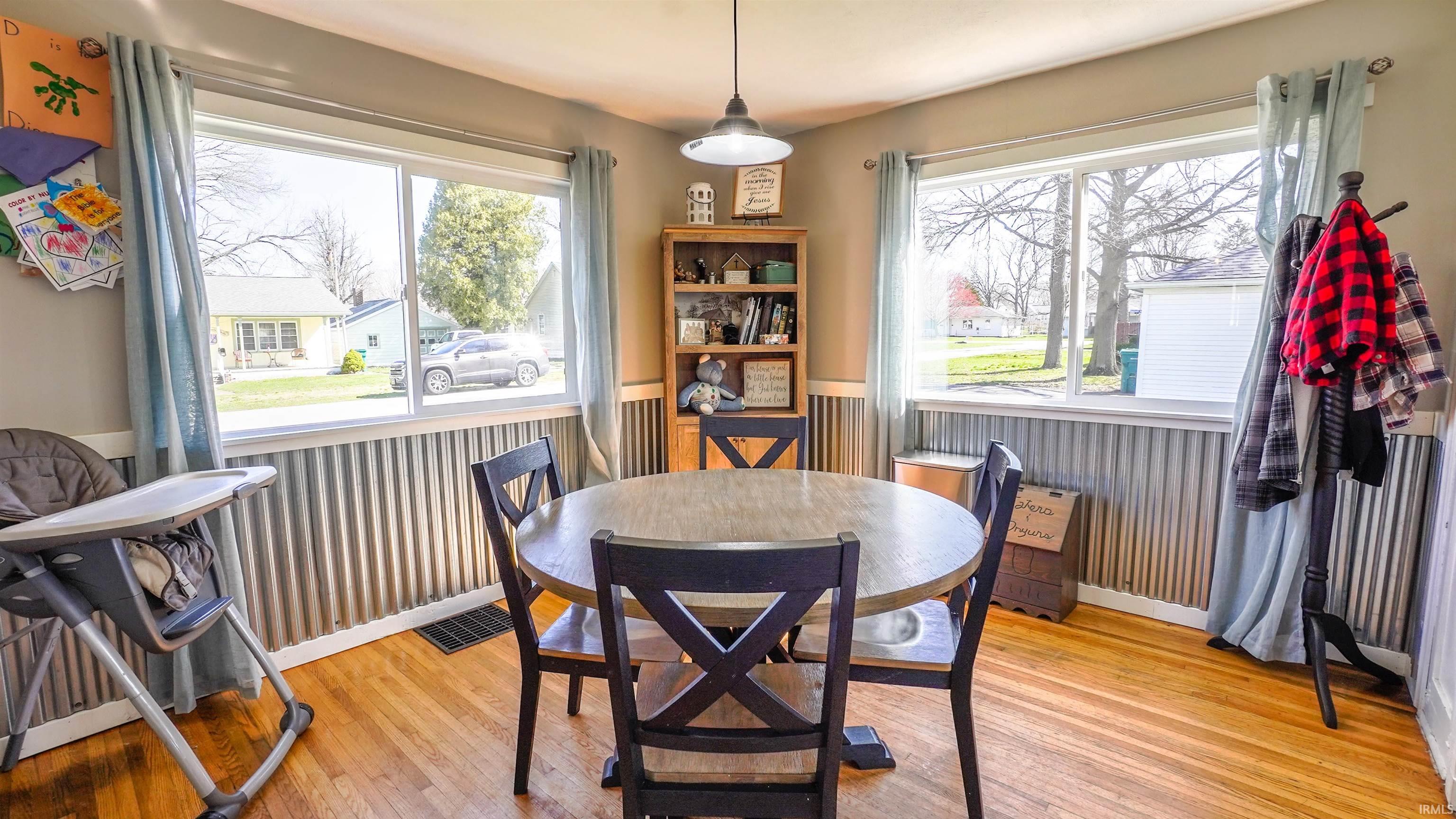 509 Magnolia Street North Judson, IN 46366 - Photo 5 of 22