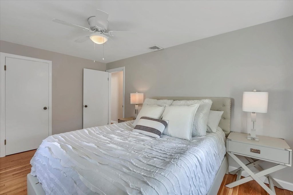 143 Cameron Road Norwood, MA 02062 - Photo 9 of 32 Gallery Image 9