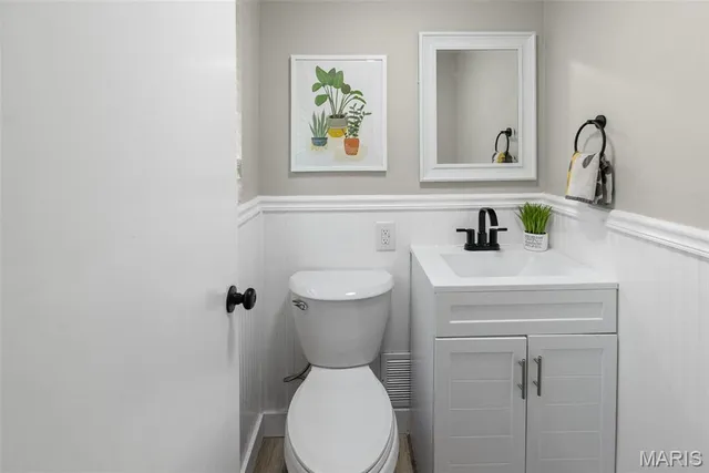 $249,000 | 4809 Paris Drive, Godfrey, IL 62035