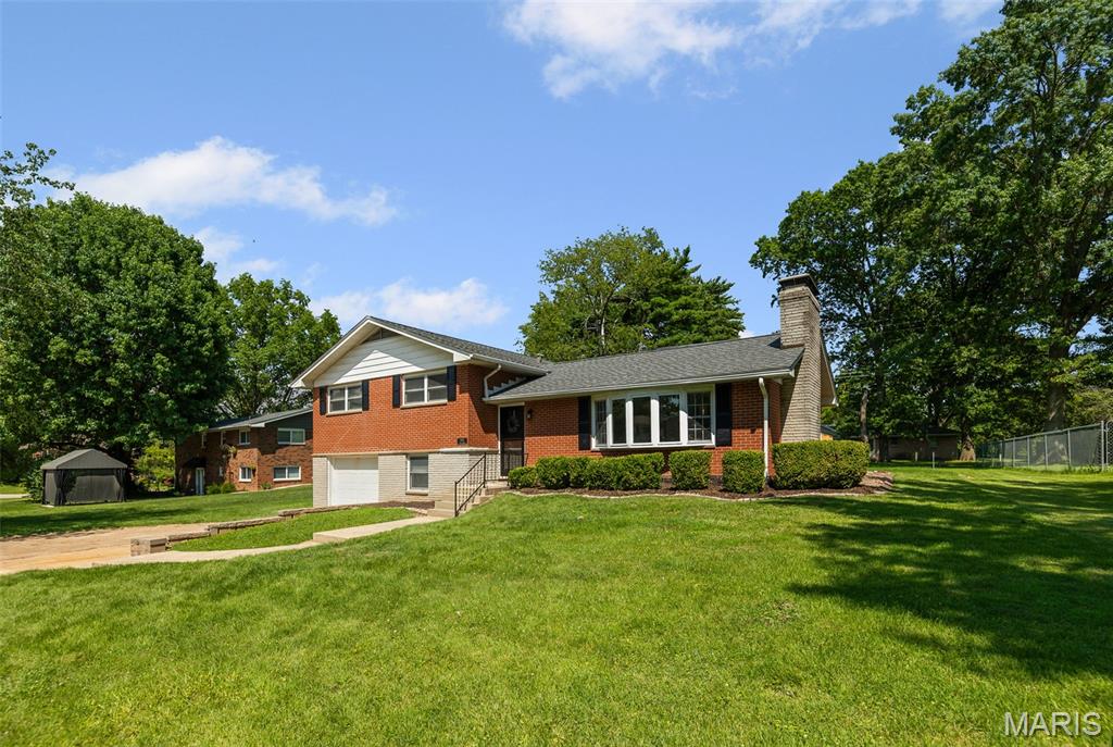 4809 Paris Drive Godfrey, IL 62035 - Photo 2 of 41