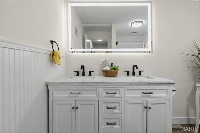 $249,000 | 4809 Paris Drive, Godfrey, IL 62035