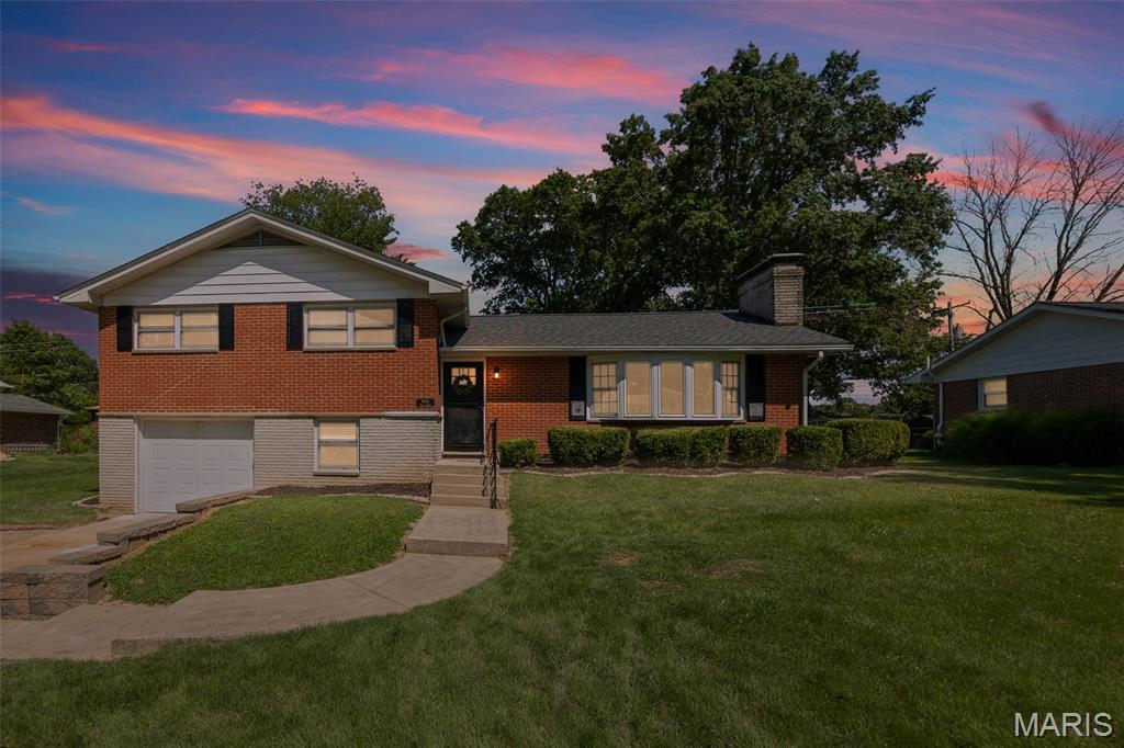 4809 Paris Drive Godfrey, IL 62035 - Photo 3 of 41