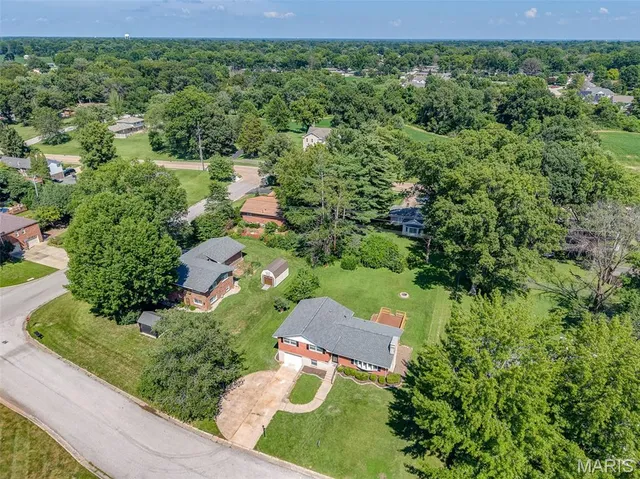 $249,000 | 4809 Paris Drive, Godfrey, IL 62035