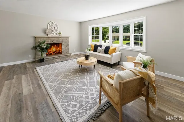 $249,000 | 4809 Paris Drive, Godfrey, IL 62035