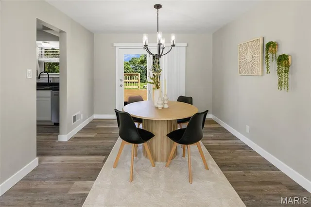 $249,000 | 4809 Paris Drive, Godfrey, IL 62035