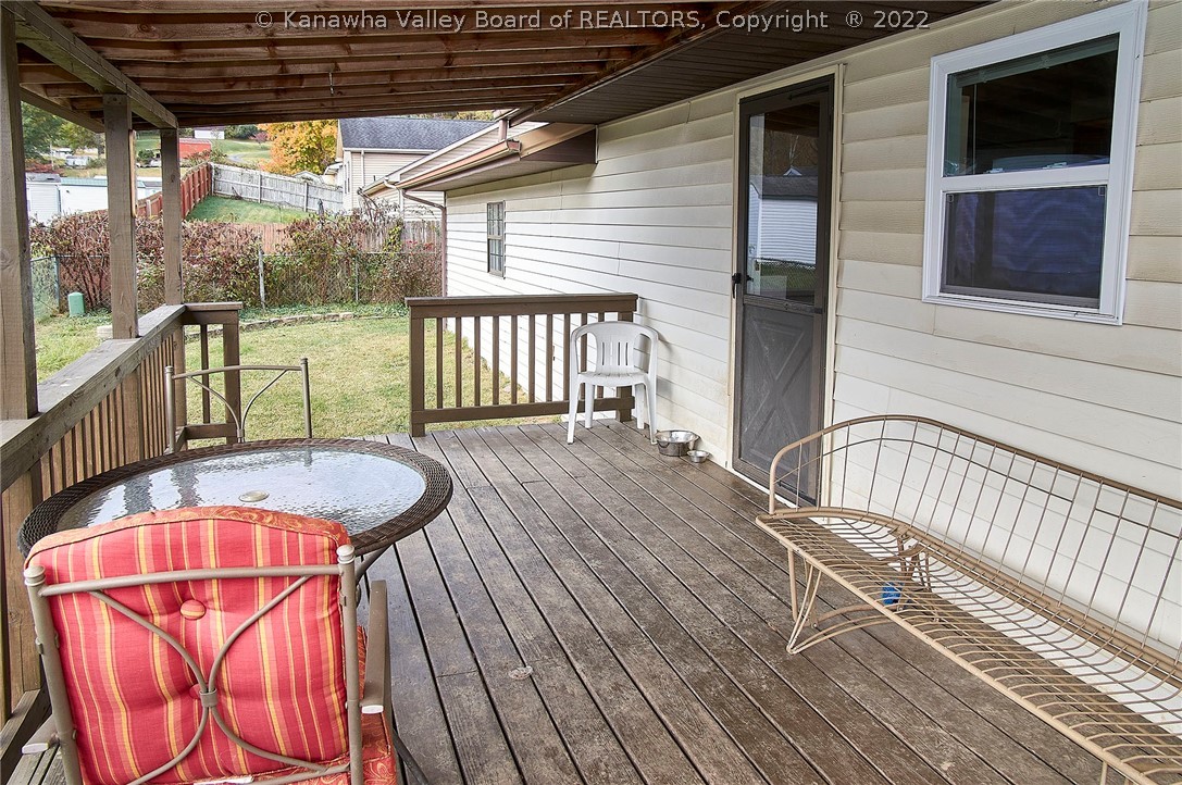 110 Rolling Acres Road Winfield, WV 25213 - Photo 30 of 42 Gallery Image 30