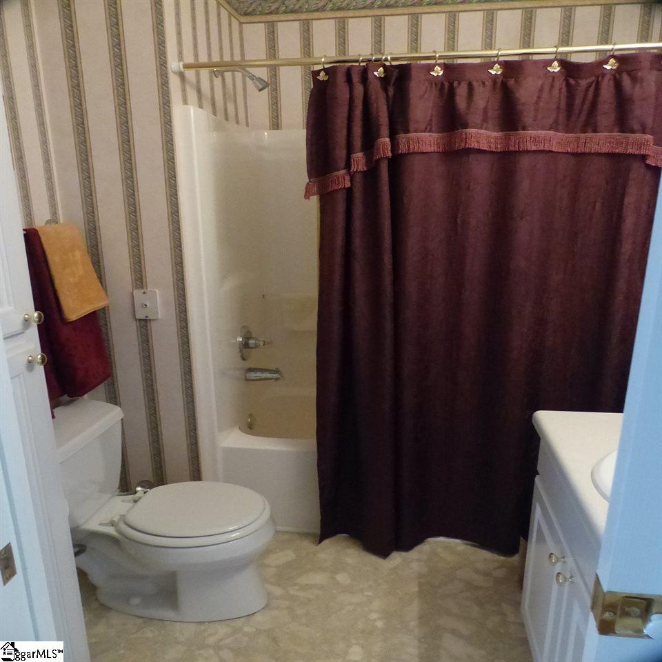 408 Herringbone Run Easley, SC 29642 - Photo 22 of 36 Gallery Image 22