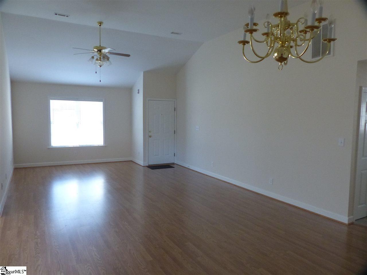 408 Herringbone Run Easley, SC 29642 - Photo 8 of 36 Gallery Image 8