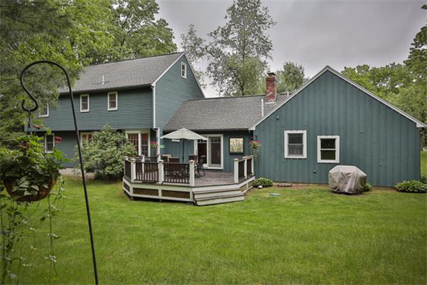 16 Ridgeway Road North Reading, MA 01864 - Photo 2 of 21 Gallery Image 2