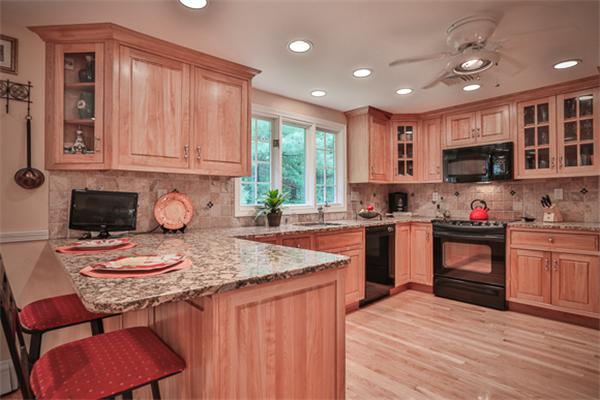 16 Ridgeway Road North Reading, MA 01864 - Photo 6 of 21 Gallery Image 6