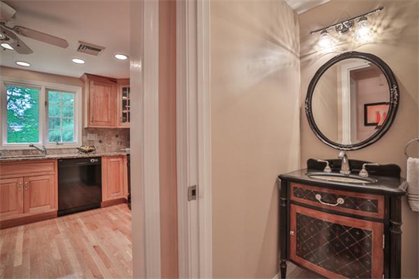 16 Ridgeway Road North Reading, MA 01864 - Photo 7 of 21 Gallery Image 7