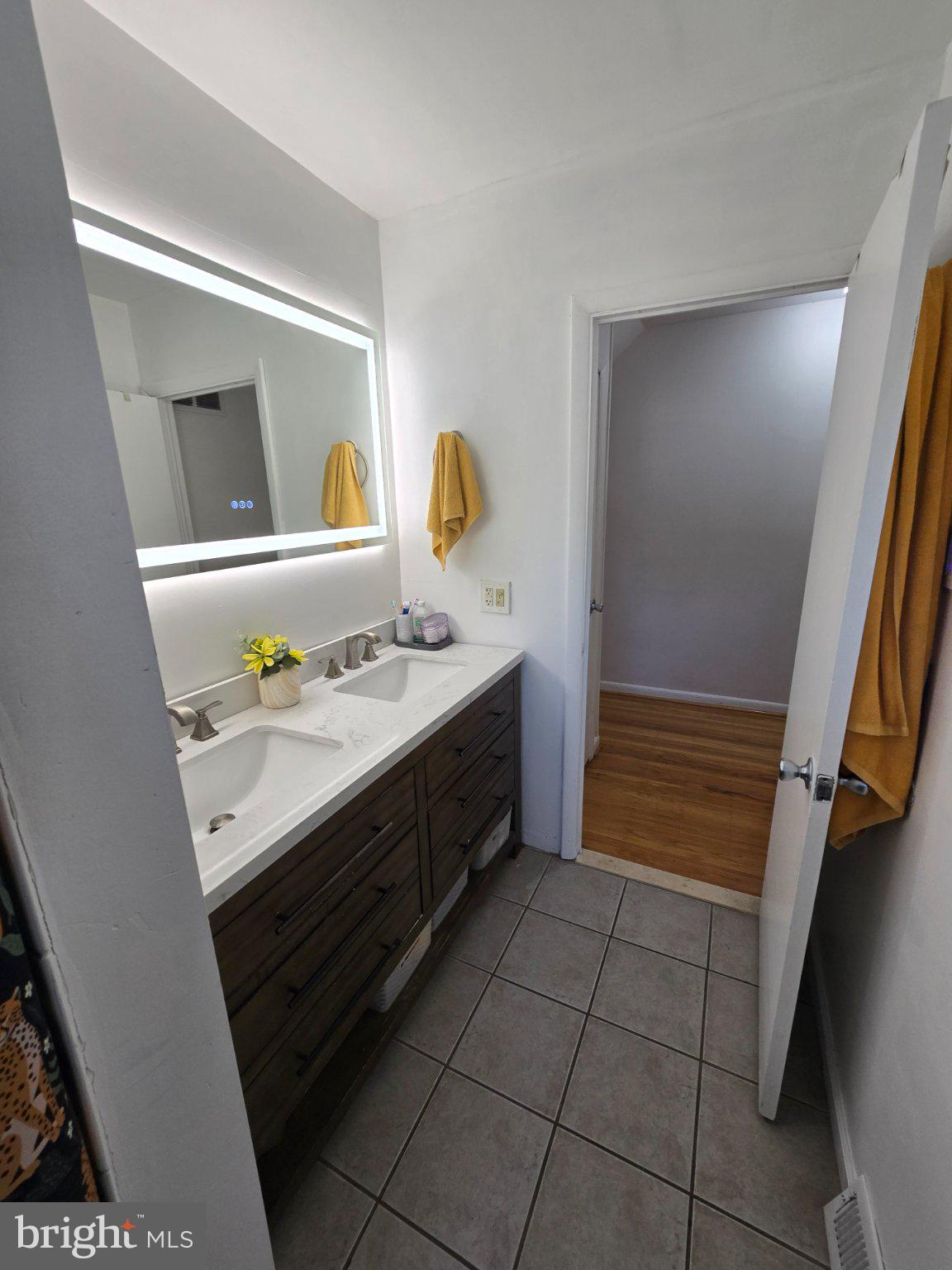 317 Cambridge Road Cherry Hill, NJ 08034 - Photo 23 of 38 Bright and modern bathroom oasis.