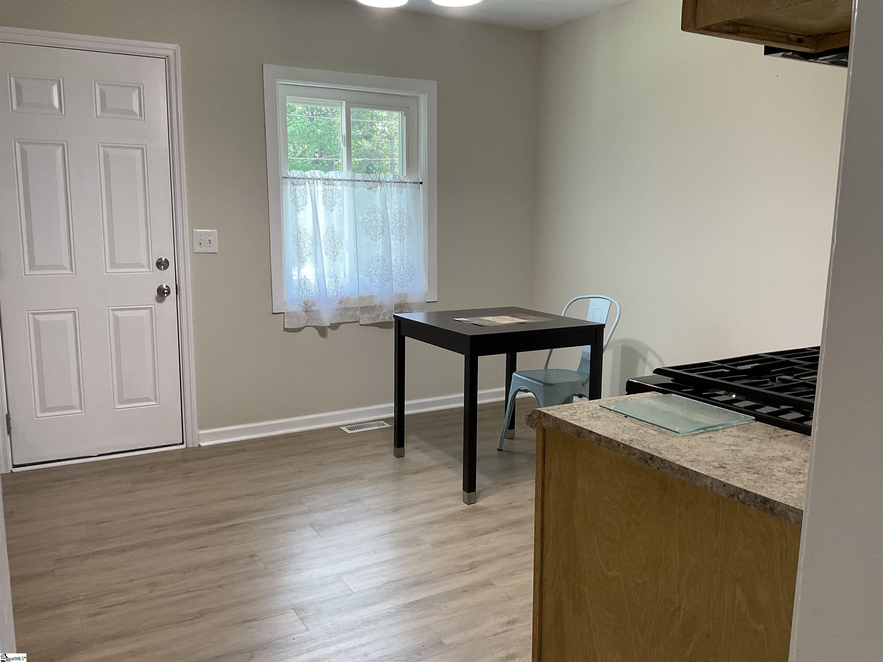 407 Old Farm Road Moore, SC 29369 - Photo 12 of 16