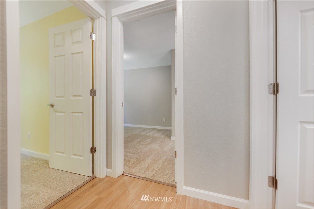9805 Avondale Road Northeast, Unit S151 Redmond, WA 98052 - Photo 12 of 36 Gallery Image 12
