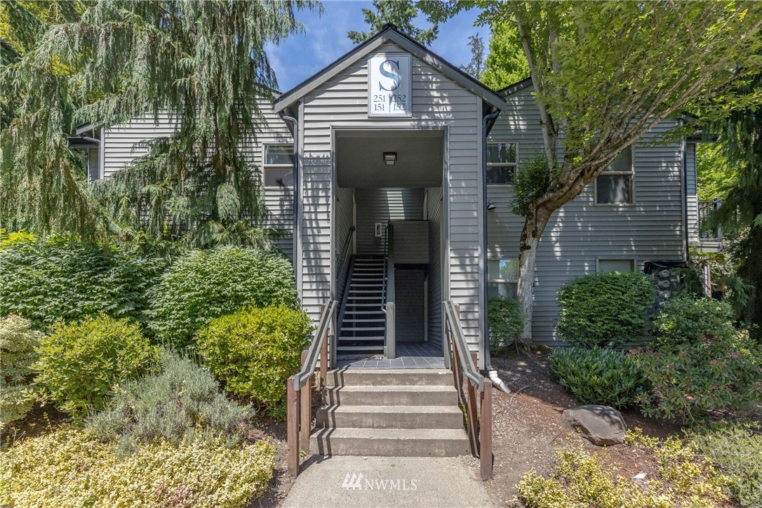 9805 Avondale Road Northeast, Unit S151 Redmond, WA 98052 - Photo 24 of 36 Gallery Image 24