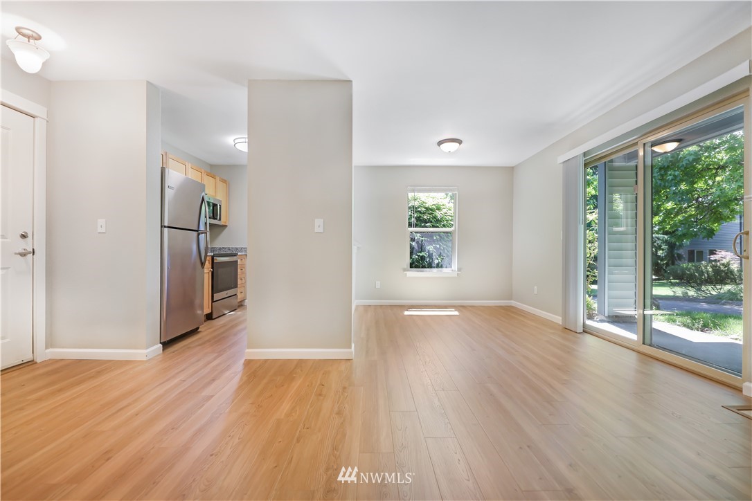 9805 Avondale Road Northeast, Unit S151 Redmond, WA 98052 - Photo 4 of 36 Gallery Image 4