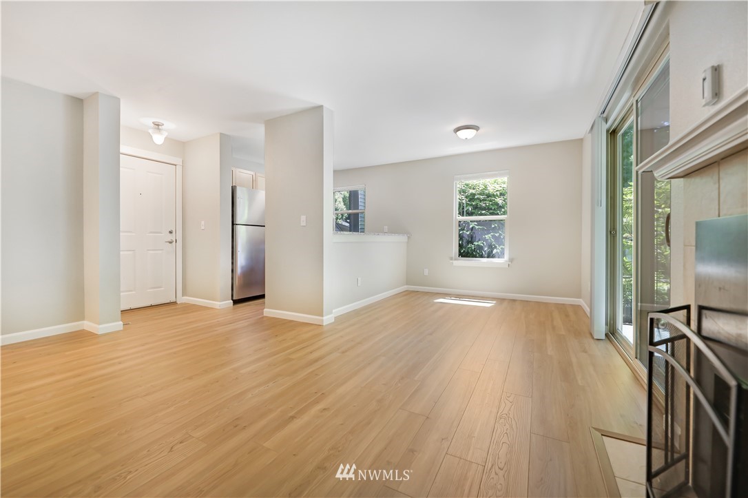 9805 Avondale Road Northeast, Unit S151 Redmond, WA 98052 - Photo 5 of 36 Gallery Image 5