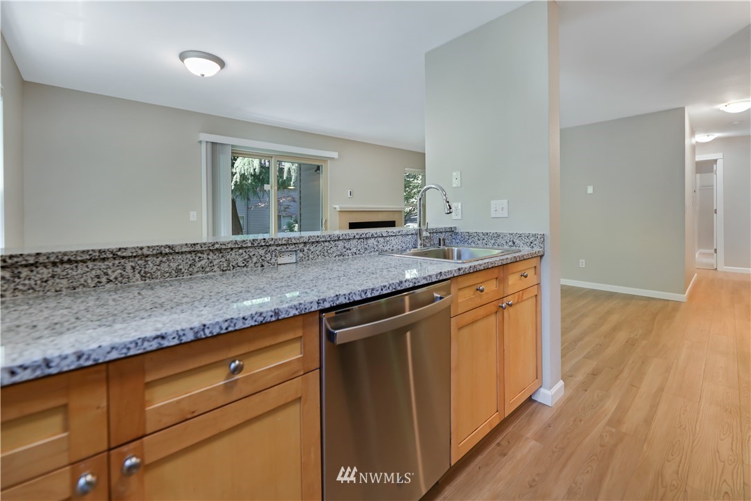 9805 Avondale Road Northeast, Unit S151 Redmond, WA 98052 - Photo 7 of 36 Gallery Image 7