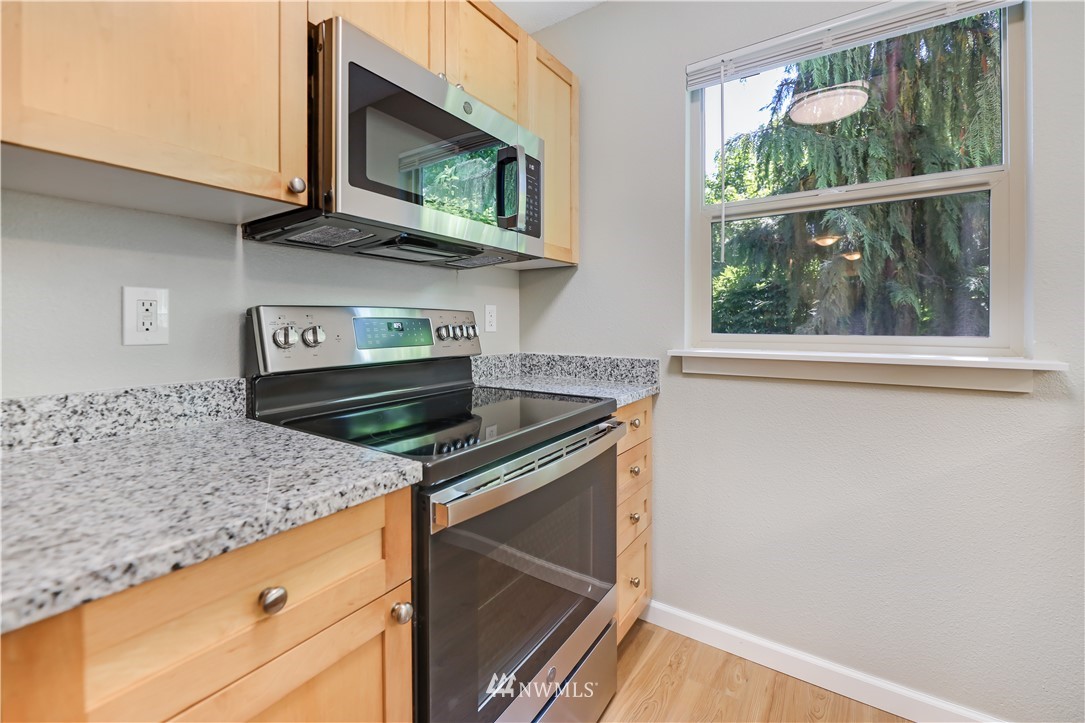 9805 Avondale Road Northeast, Unit S151 Redmond, WA 98052 - Photo 9 of 36 Gallery Image 9