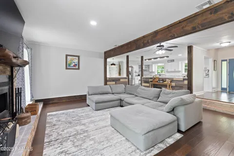 $390,000 | 334 Meche Road, Carencro, LA 70520