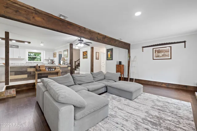 $390,000 | 334 Meche Road, Carencro, LA 70520