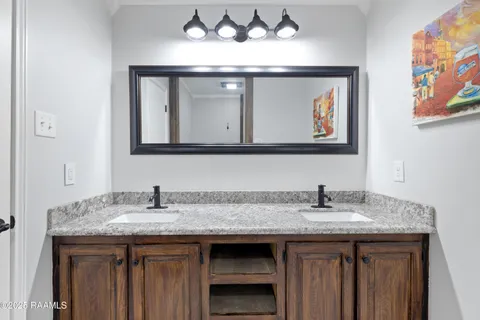 $390,000 | 334 Meche Road, Carencro, LA 70520