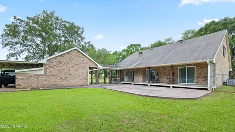 $390,000 | 334 Meche Road, Carencro, LA 70520