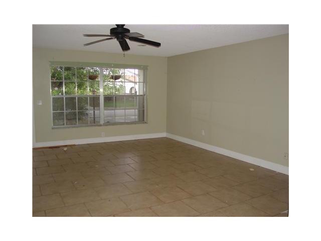 22580 Southwest 64th Way Boca Raton, FL 33428 - Photo 6 of 23 Exterior Front