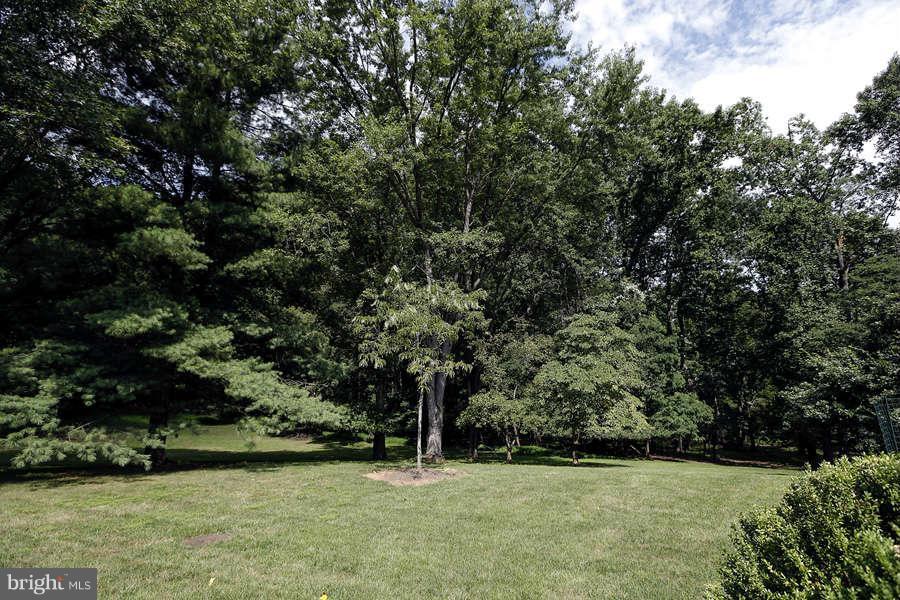 8805 Belmart Road Potomac, MD 20854 - Photo 28 of 29 Exterior (General)