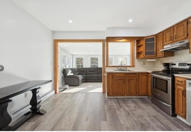 $3,100 | 98 Widmer Road, Wappingers Falls, NY 12590