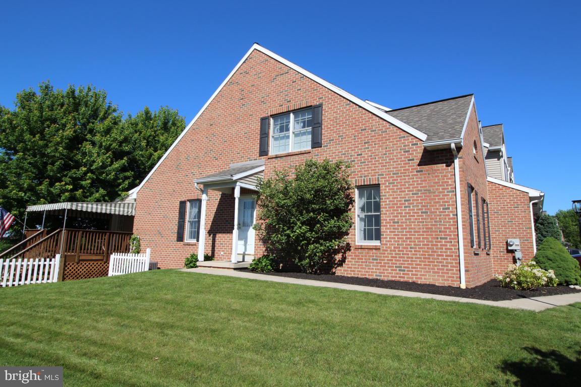 29 Spring Street Mountville, PA 17554 - Photo 1 of 22 Gallery Image 1