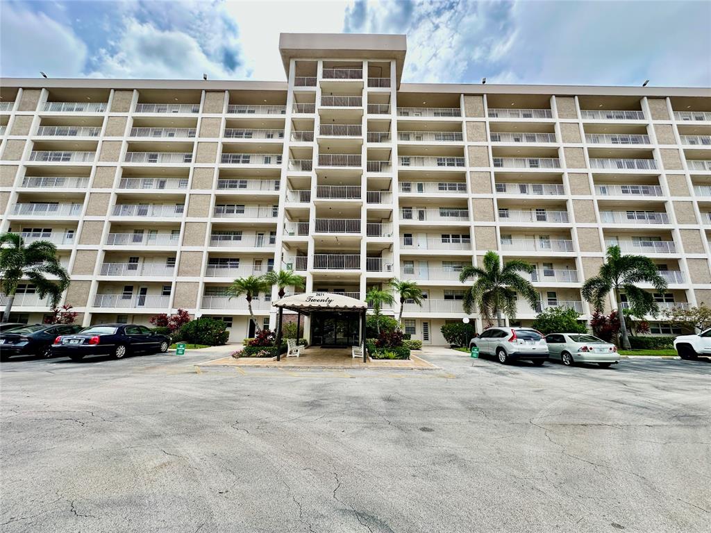 2671 South Course Drive, Unit 802 Pompano Beach, FL 33069 - Photo 1 of 34 a building view