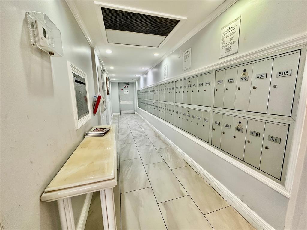 2671 South Course Drive, Unit 802 Pompano Beach, FL 33069 - Photo 32 of 34 a view of an entryway