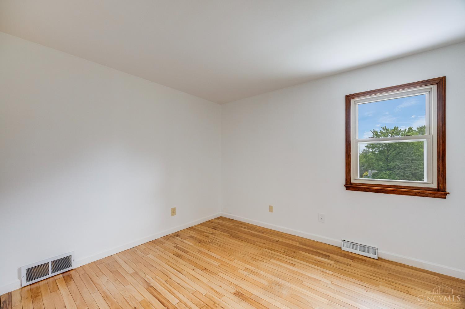 10495 Pottinger Road Cincinnati, OH 45251 - Photo 37 of 63