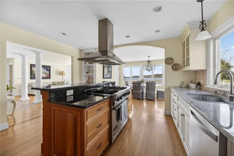 $2,995,000 | 38 Pierce Avenue, Jamestown, RI 02835