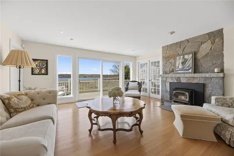 $2,995,000 | 38 Pierce Avenue, Jamestown, RI 02835