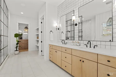 $2,389,900 | 6820 West Biathlon Street, Eagle, ID 83616