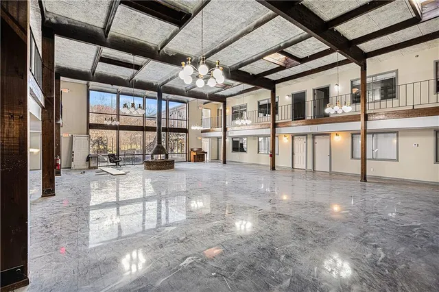 $3,365,000 | 6016 Leavenworth Road, Kansas City, KS 66104