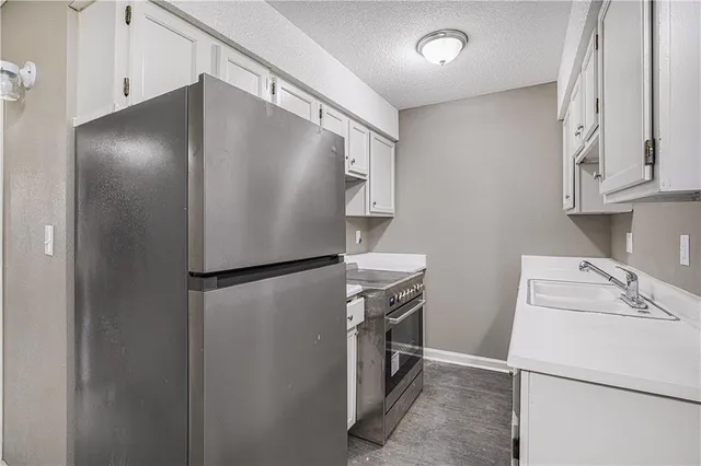 $3,365,000 | 6016 Leavenworth Road, Kansas City, KS 66104