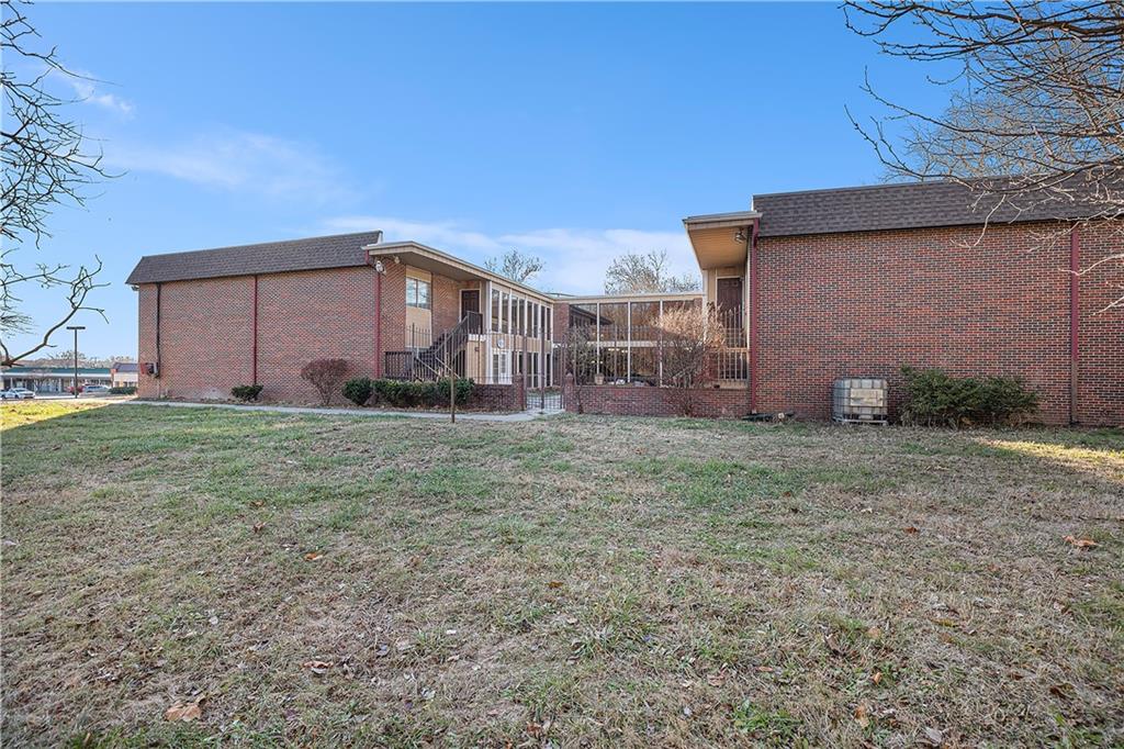 6016 Leavenworth Road Kansas City, KS 66104 - Photo 2 of 28