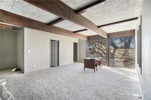 $3,365,000 | 6016 Leavenworth Road, Kansas City, KS 66104