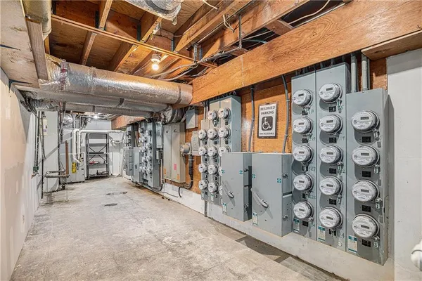 $2,950,000 | 6016 Leavenworth Road, Kansas City, KS 66104