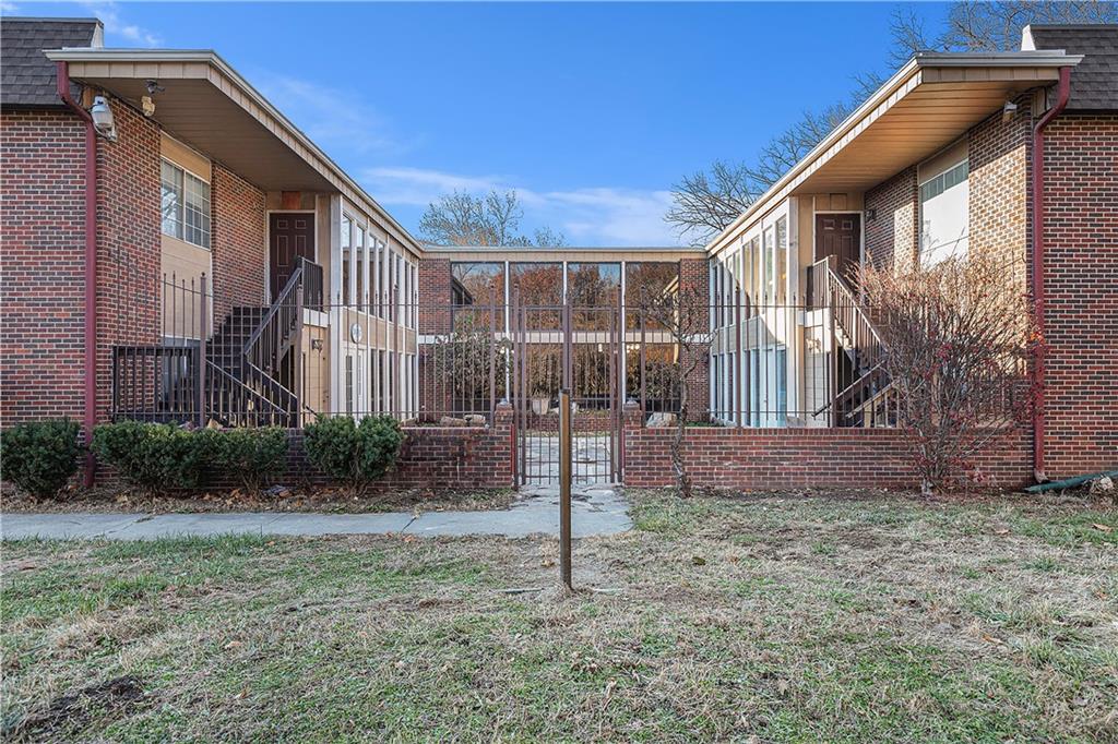 6016 Leavenworth Road Kansas City, KS 66104 - Photo 3 of 28