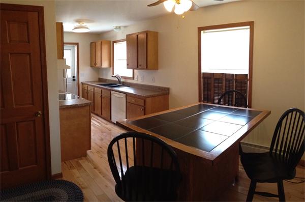 54 Old Grafton Road Upton, MA 01568 - Photo 4 of 19 Gallery Image 4