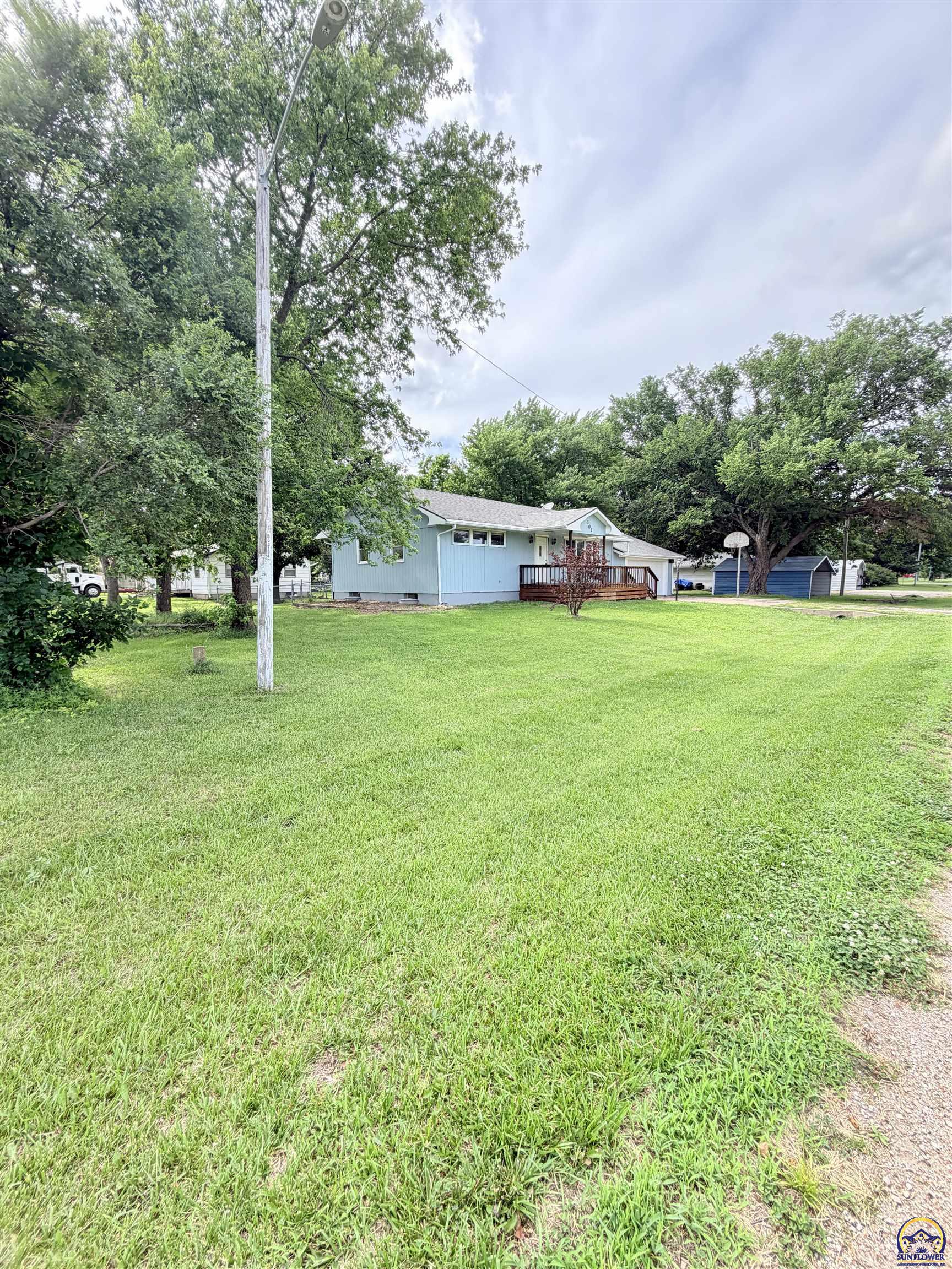 302 1st Street Americus, KS 66835 - Photo 3 of 44