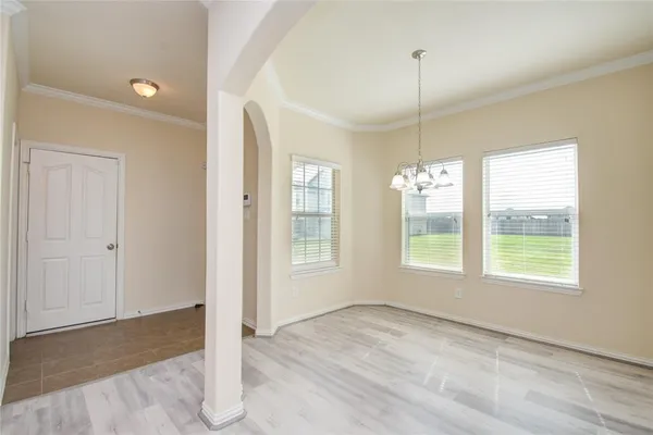 $1,998 | 5136 Gable Lane, Houston, TX 77066