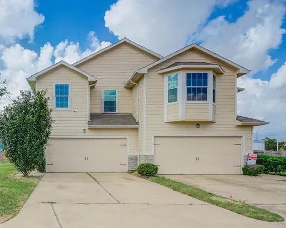 $1,998 | 5136 Gable Lane, Houston, TX 77066