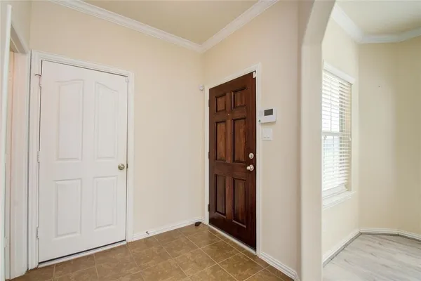 $1,998 | 5136 Gable Lane, Houston, TX 77066