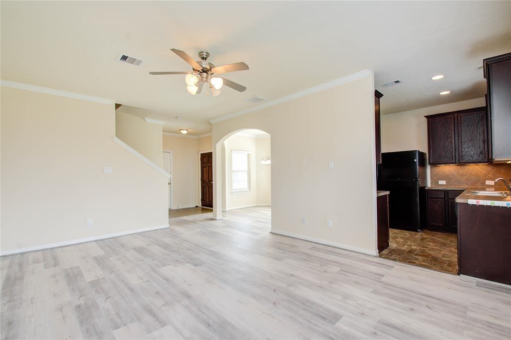 5136 Gable Lane Houston, TX 77066 - Photo 10 of 25 View from the living room towards the formal dining room.