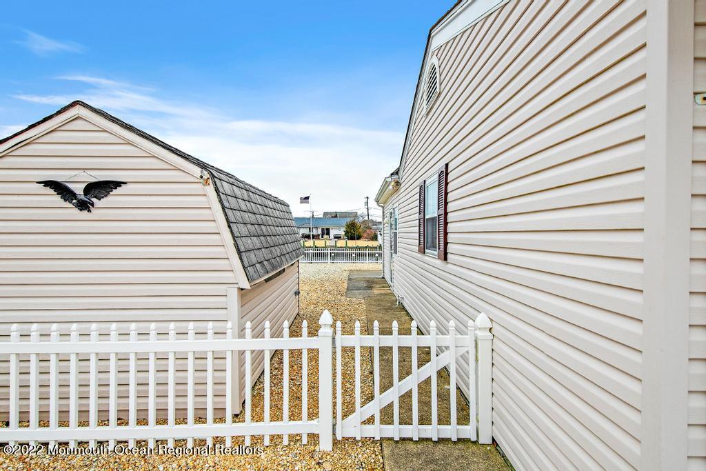 206 Montclair Road South Barnegat, NJ 08005 - Photo 6 of 66 206Montclair-5